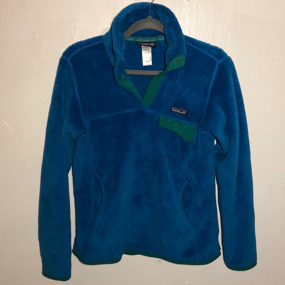 Patagonia women’s quarter button pullover